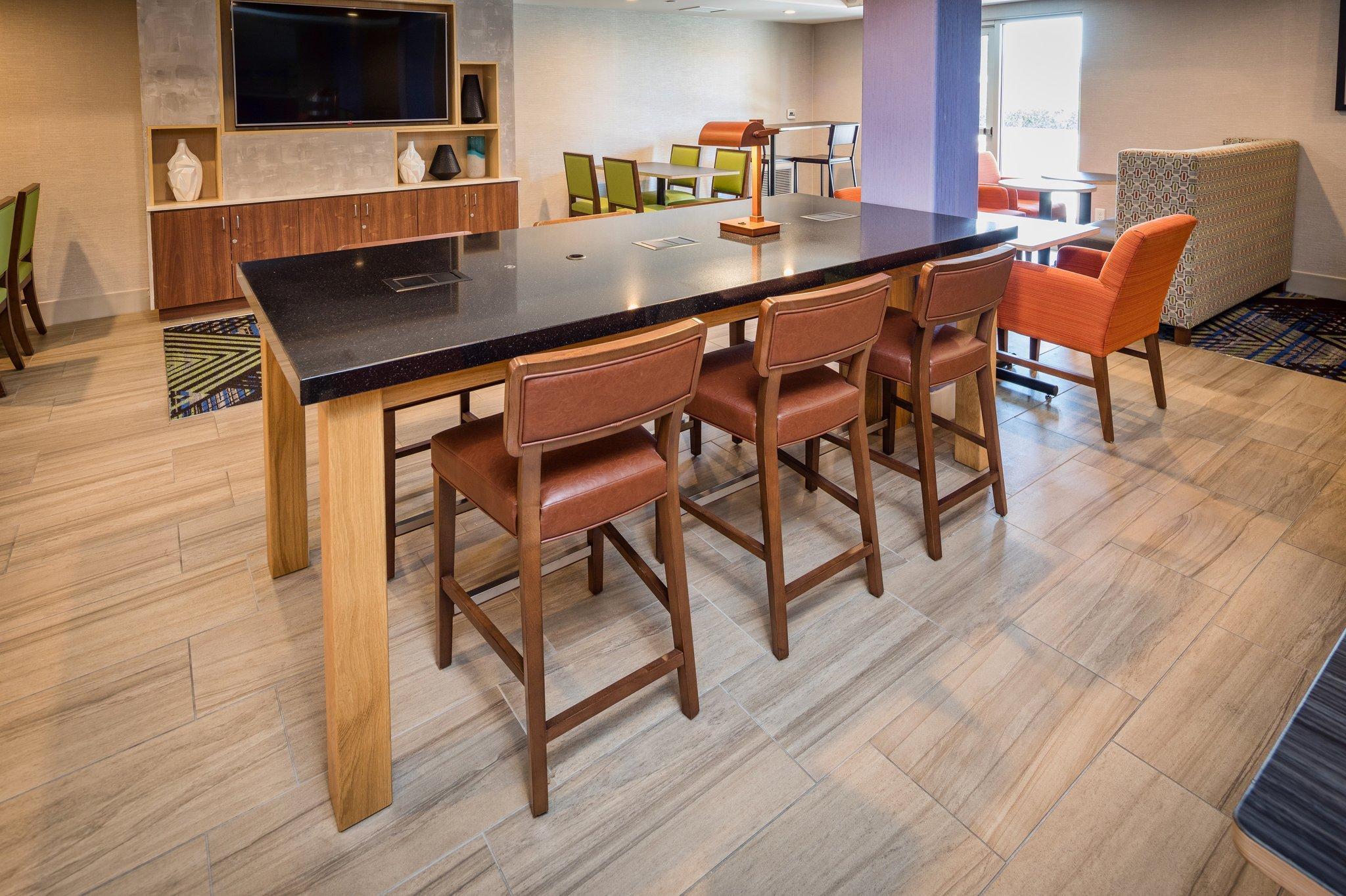 Holiday Inn Express Hotel & Suites Modesto-Salida By Ihg Exterior photo