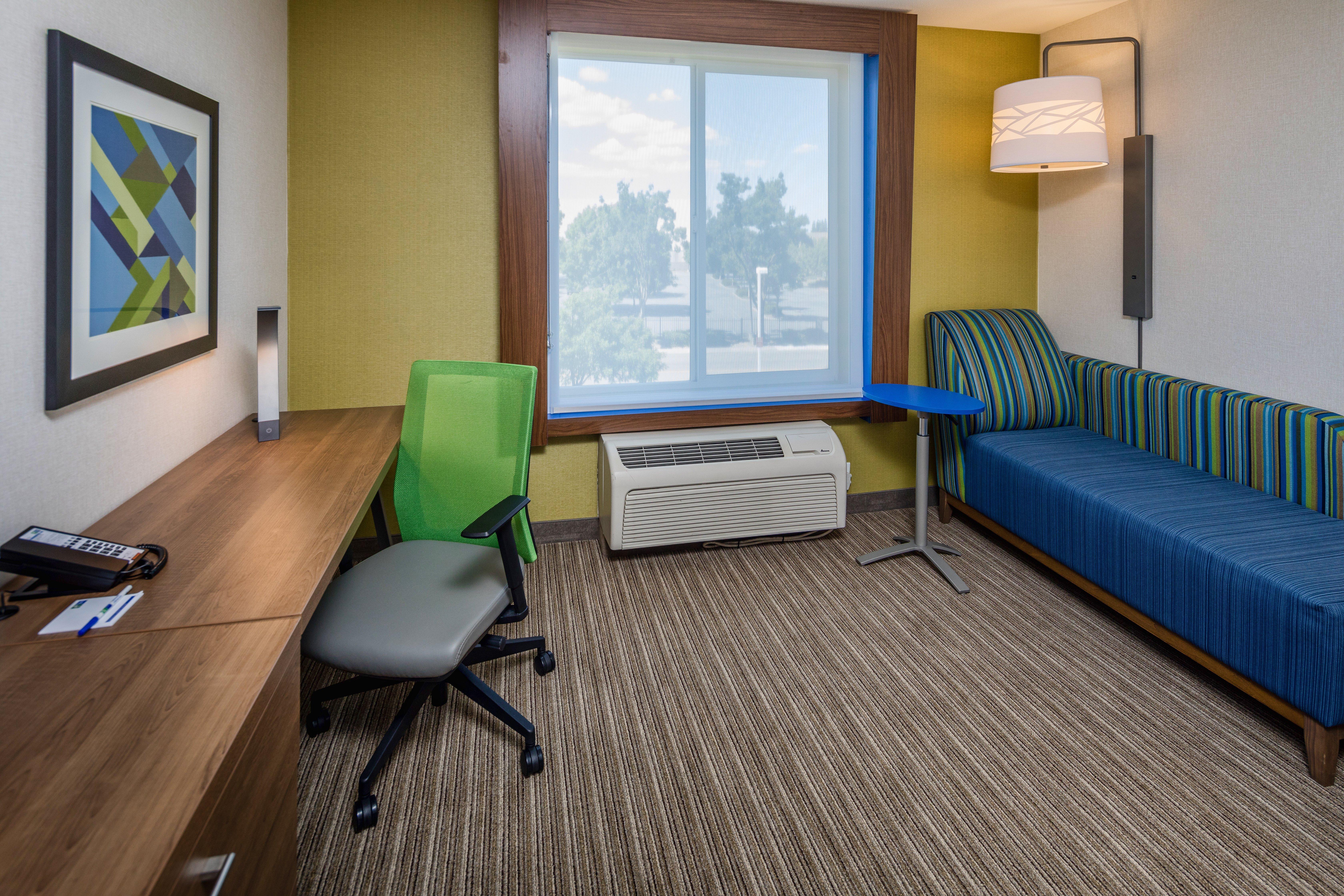 Holiday Inn Express Hotel & Suites Modesto-Salida By Ihg Exterior photo