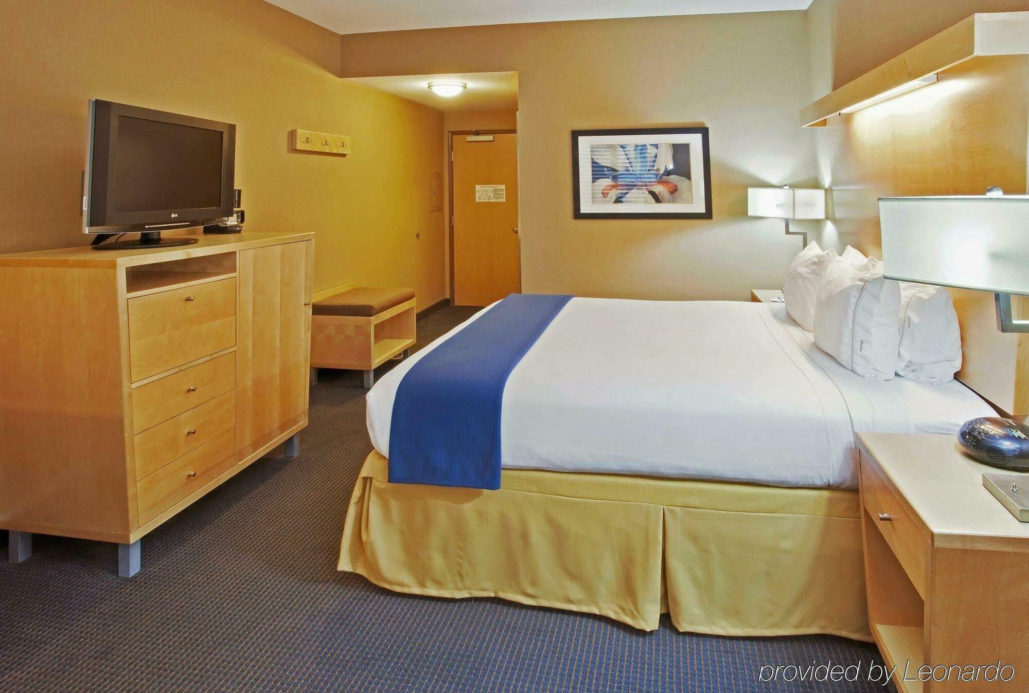 Holiday Inn Express Hotel & Suites Modesto-Salida By Ihg Exterior photo
